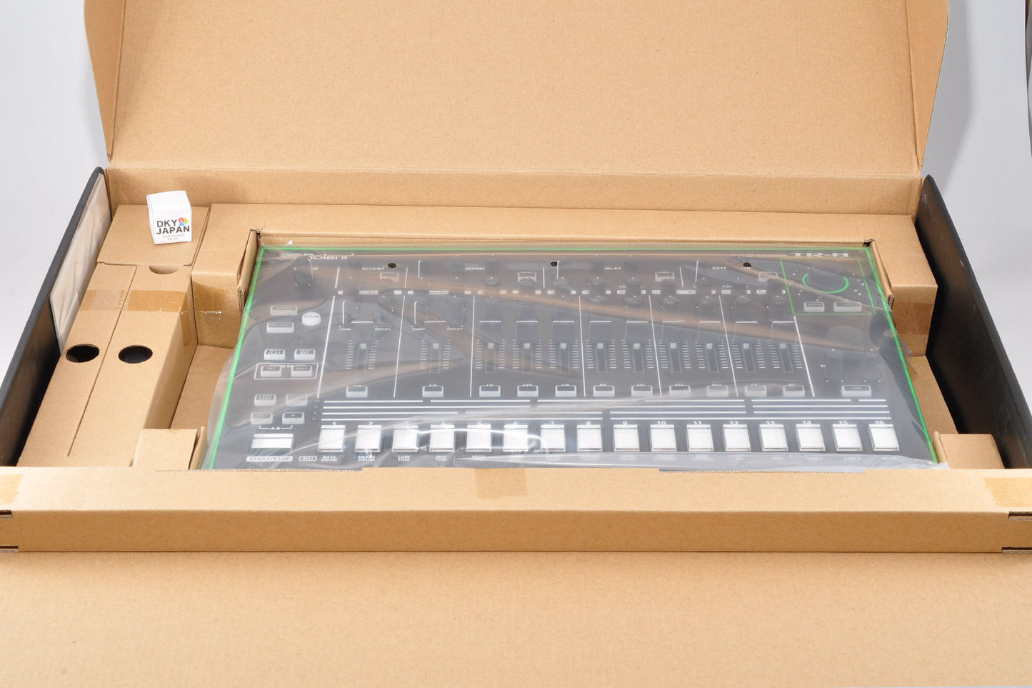 Roland Aira TR-8 Rhythm Performer Electronic Drum Machine Sound Module Openbox From Japan