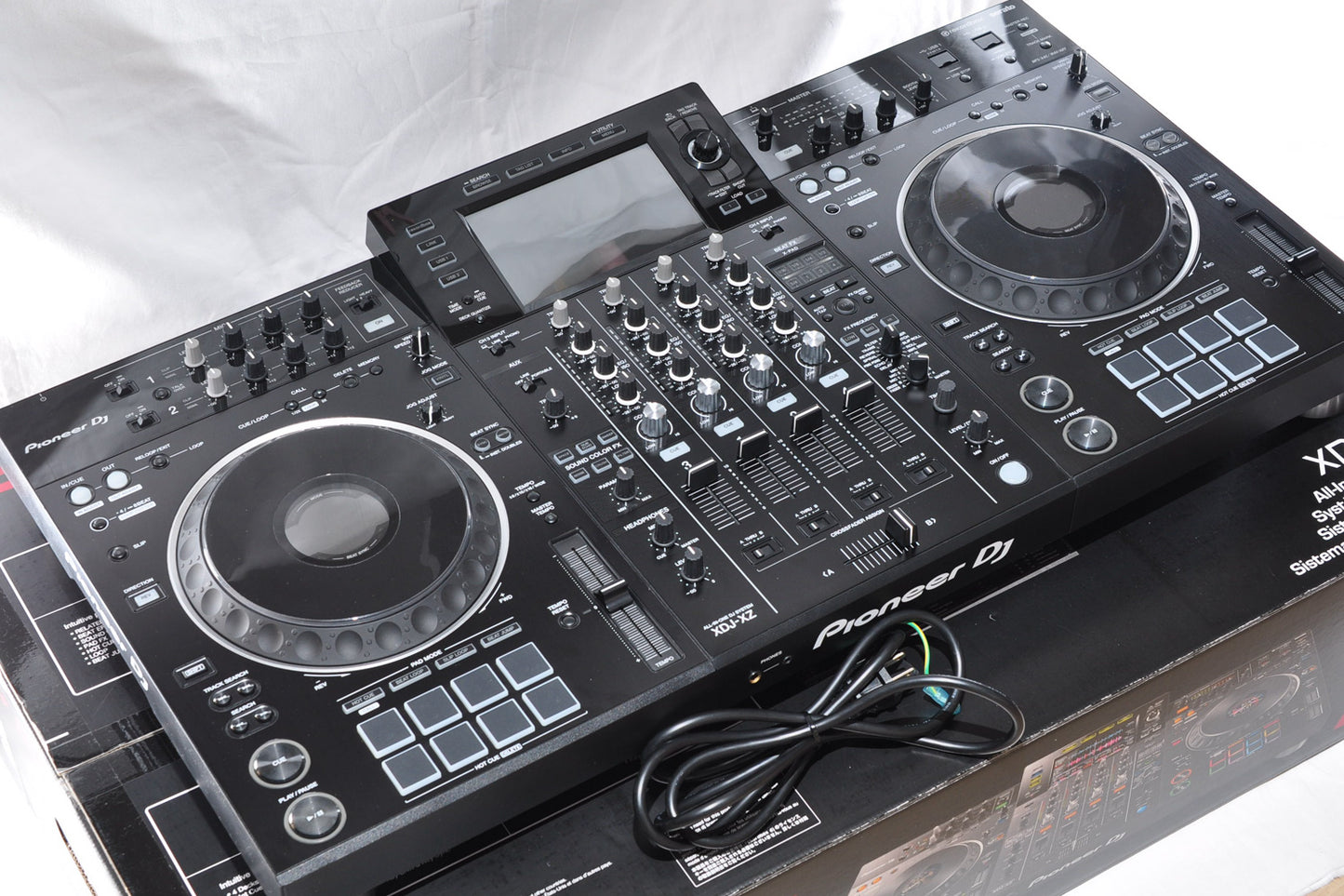 Pioneer DJ XDJ-XZ Professional 4-Channel All-In-One DJ System Black w/OriginalBox Used From Japan #SJMP000049JP