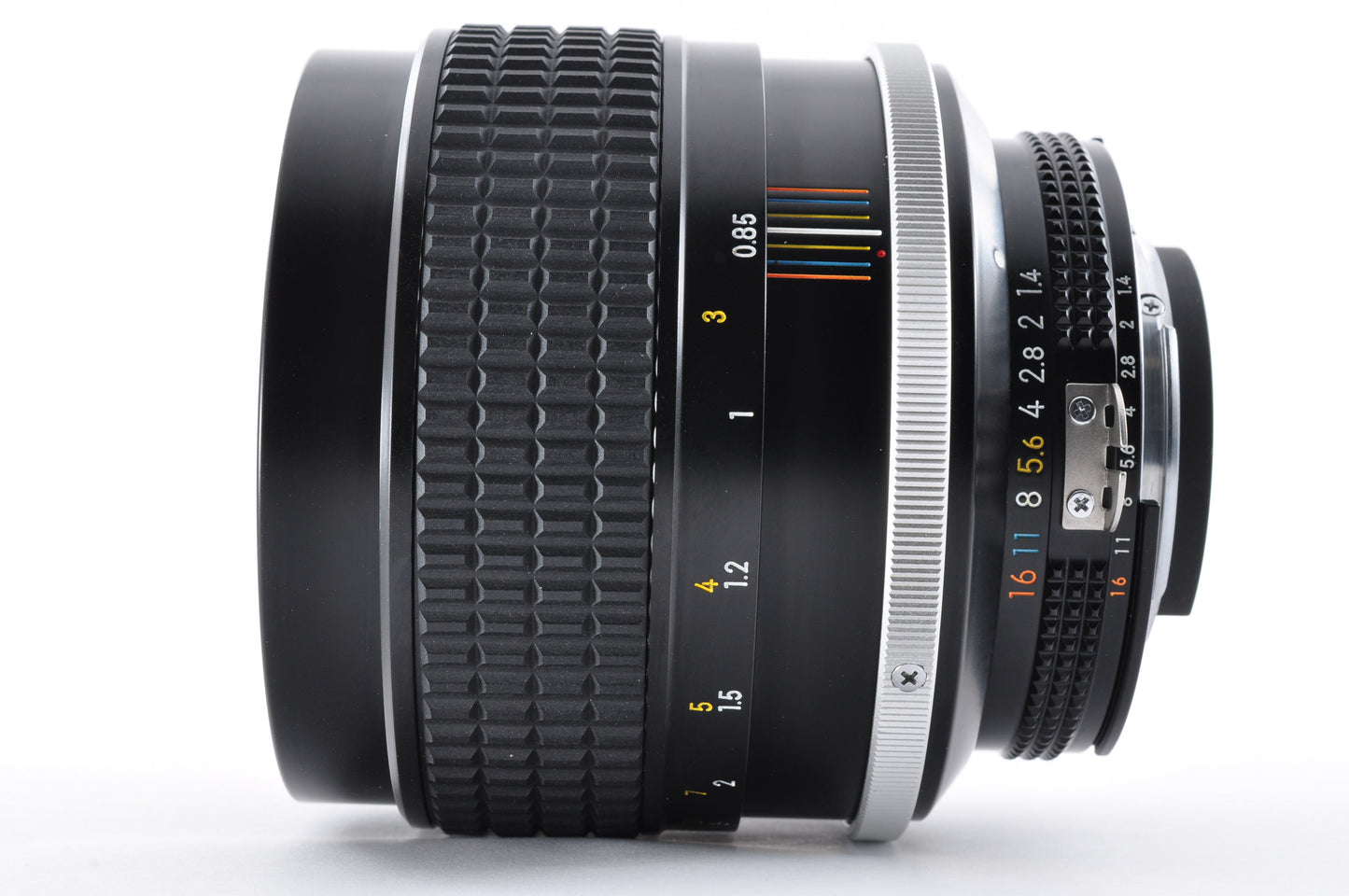 Nikon Ai-s Ais Nikkor 85mm f1.4 SIC Maintained S/N 228308 MF portrait Lens Fm Jp