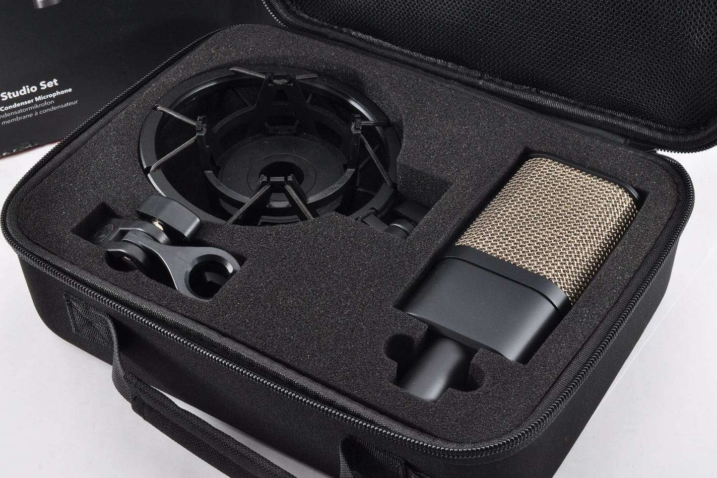 Austrian Audio OC16 Large-Diaphragm Cardioid Condenser Microphone Bundle Used From Japan