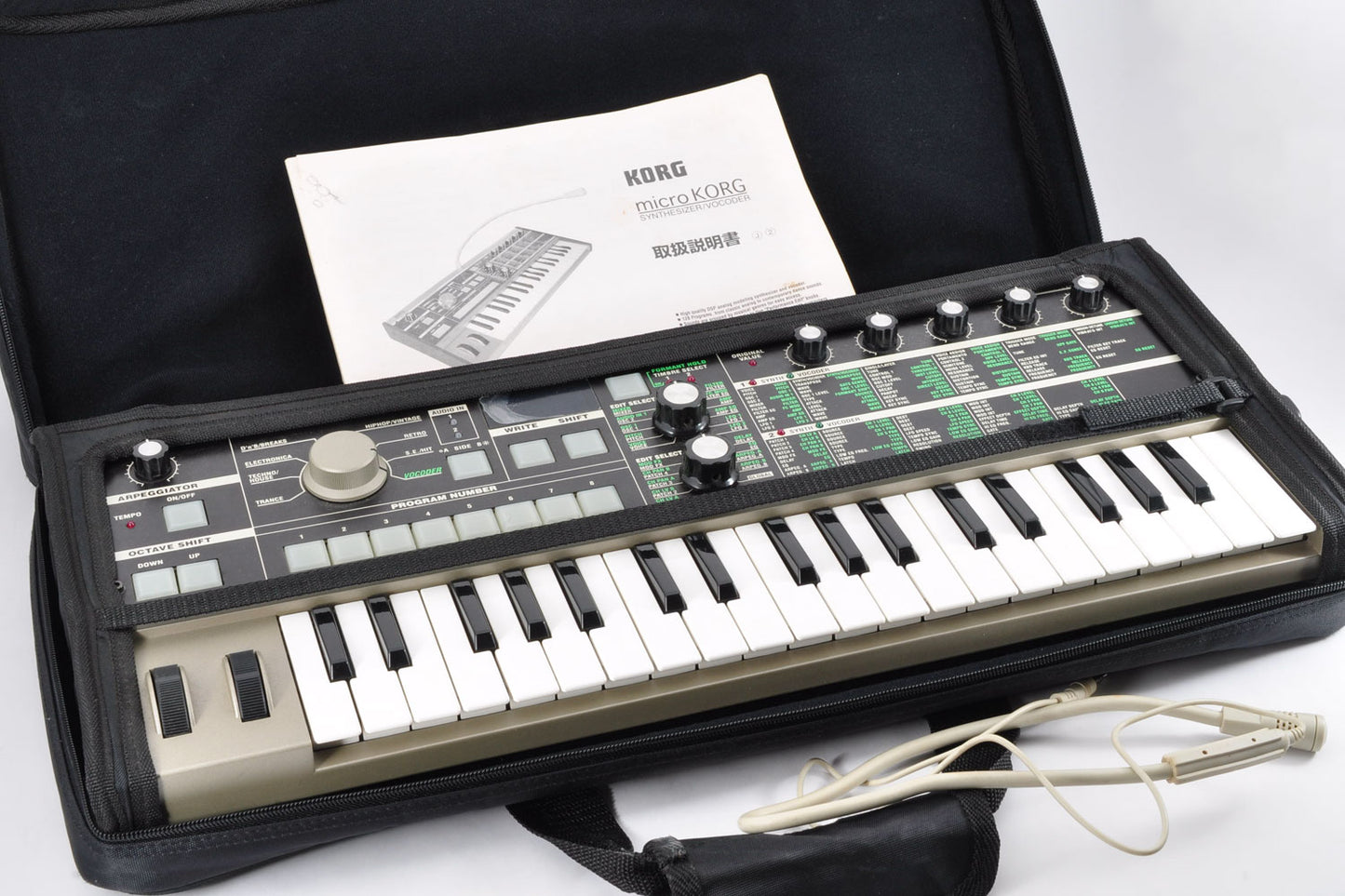 Korg microKORG Synthesizer/Vocoder Keyboard 37Keys w/Softcase Microphone Used From Japan #019887