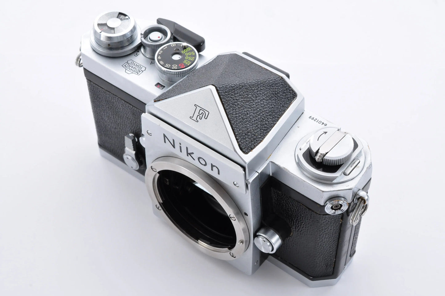 Nikon F Eye Level Silver S/N6401299 Early model Mt Fuji Mark tested w/light meter Model V