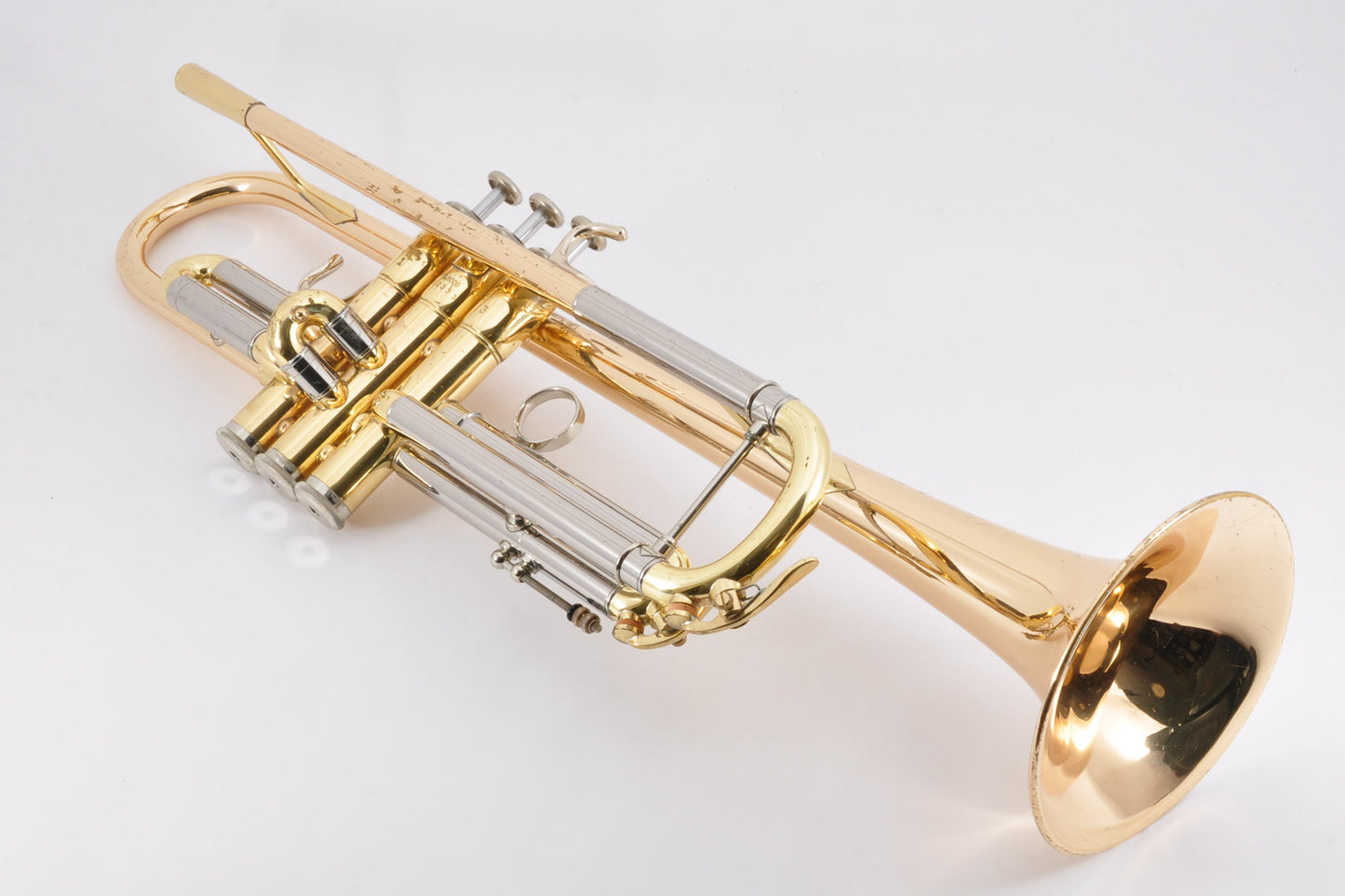 Yamaha YTR-800G Trumpet Bb Musical instrument w/Hardcase Gold Brass Used From Japan #202333