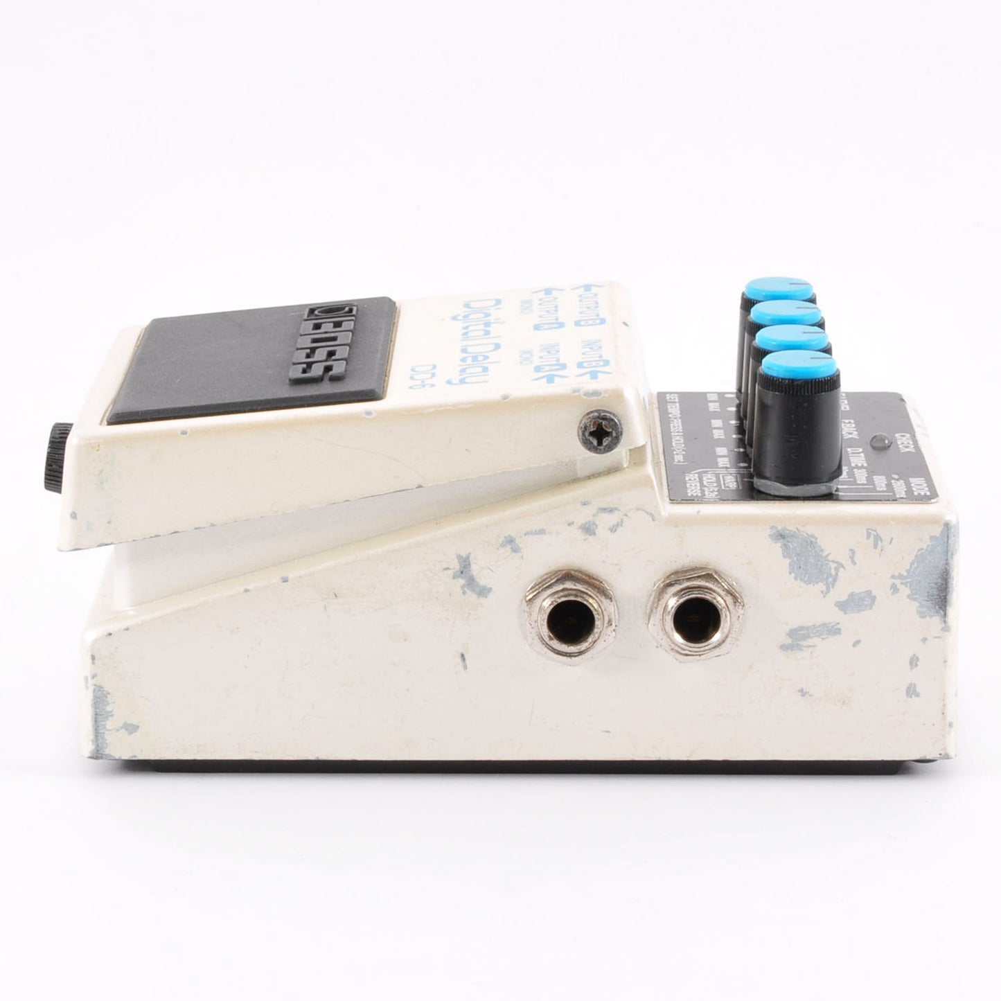 Boss DD-6 Digital Delay Guitar Effects Pedal Stereo Mono Made In Taiwan Used From Japan