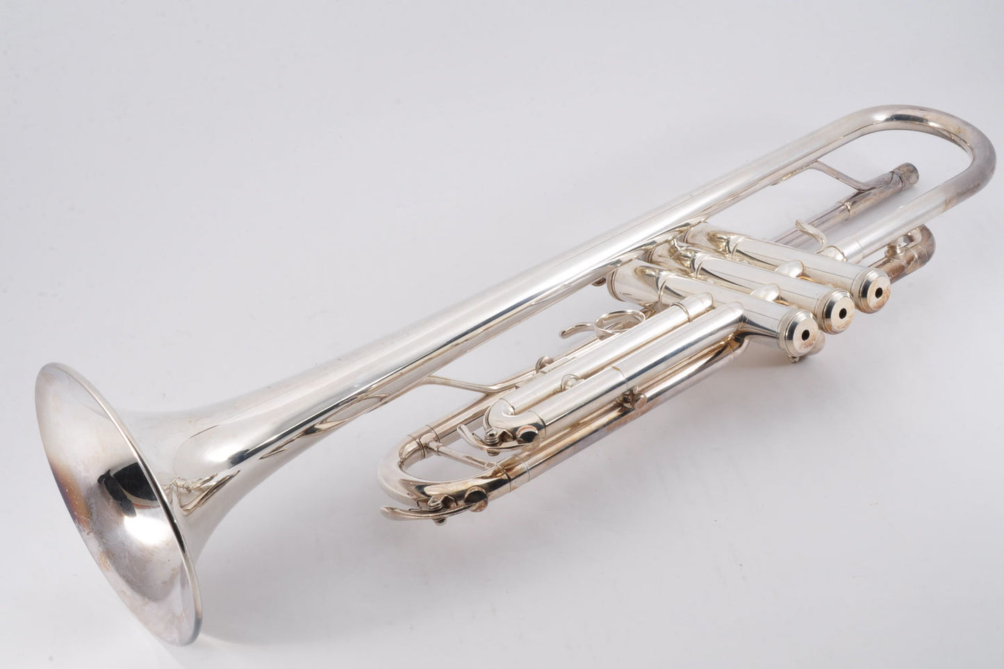 Yamaha YTR-3325S Trumpet Silver w/Hardcase Key Bb Standard Made In Japan Used From Japan #210976