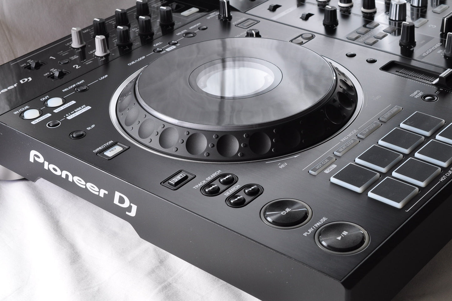 Pioneer DJ XDJ-XZ Professional 4-Channel All-In-One DJ System Black w/OriginalBox Used From Japan #SJMP000049JP