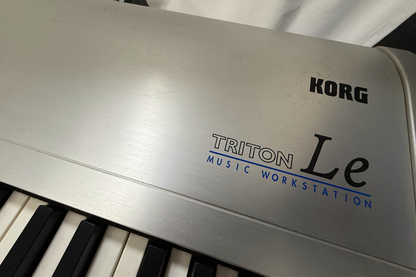Korg TRITON Le 88 Music Workstation Keyboard w/Adapter Memory Card Used From Japan #1640