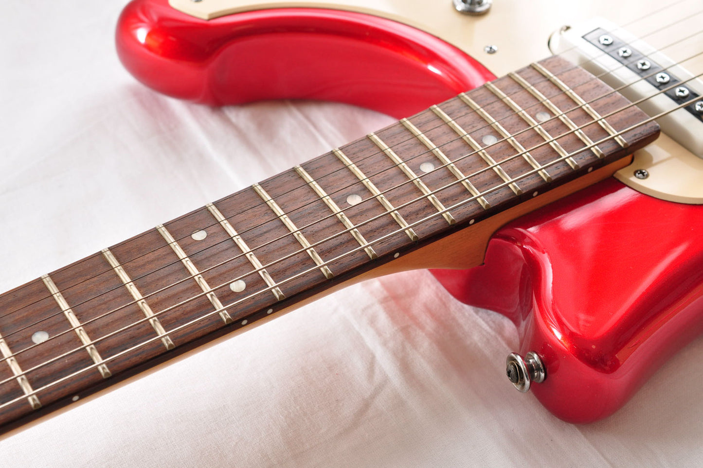 Yamaha SGV300 Electric Guitar Red Color w/Tremolo Arm & Soft Case Used From Japan