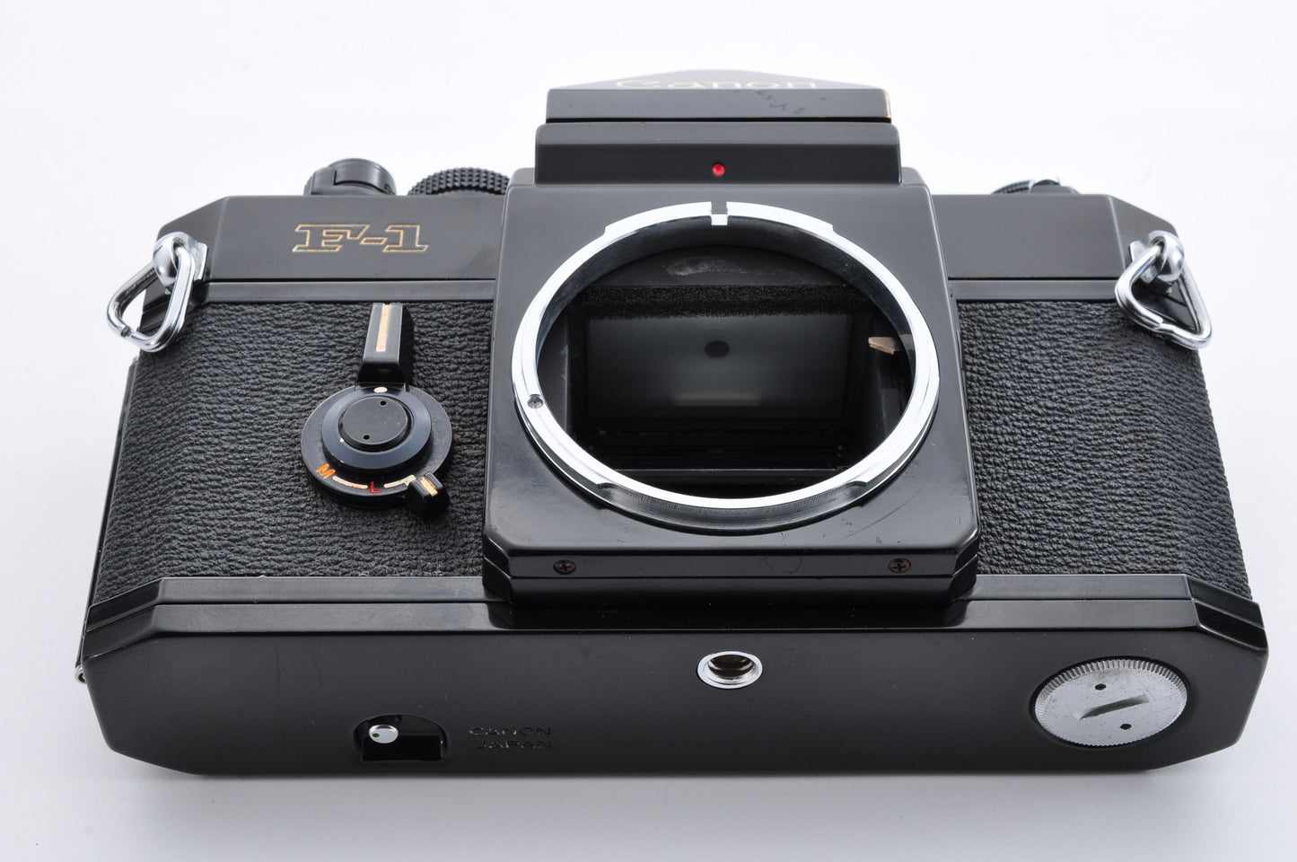 Canon F-1 Early model Maintained Meter Works SLR 35mm Film Camera From Japan #144034