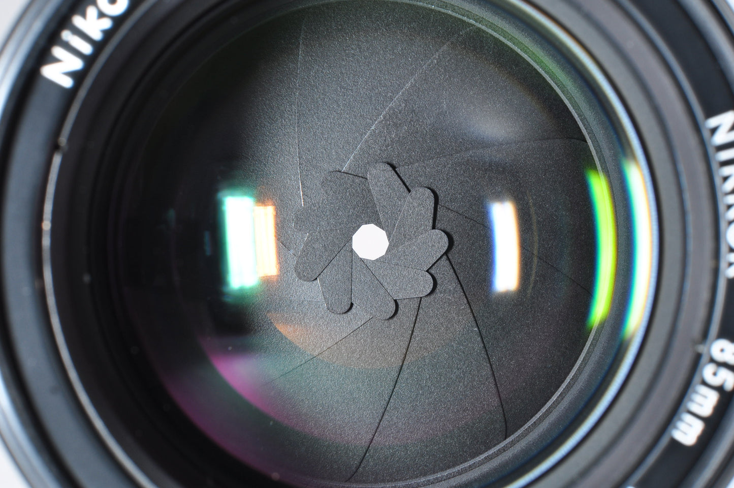 Nikon Ai-s Ais Nikkor 85mm f1.4 SIC Maintained S/N 228308 MF portrait Lens Fm Jp