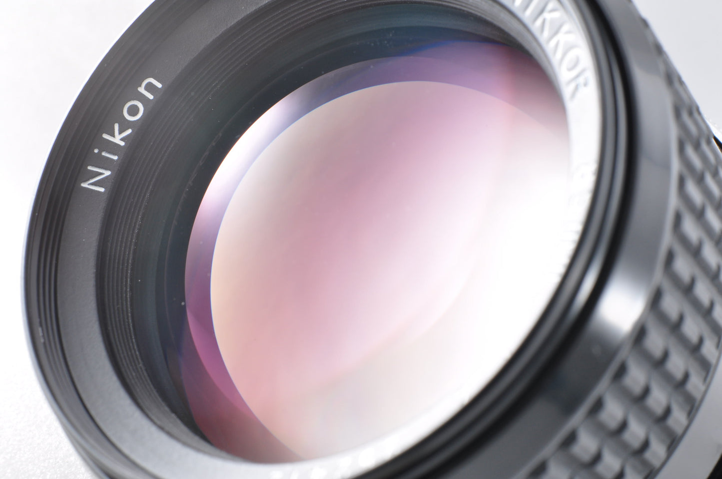Nikon Ai Nikkor 85mm f/2 Maintained MF Portrait Prime Lens w/Hood From Japan #252412