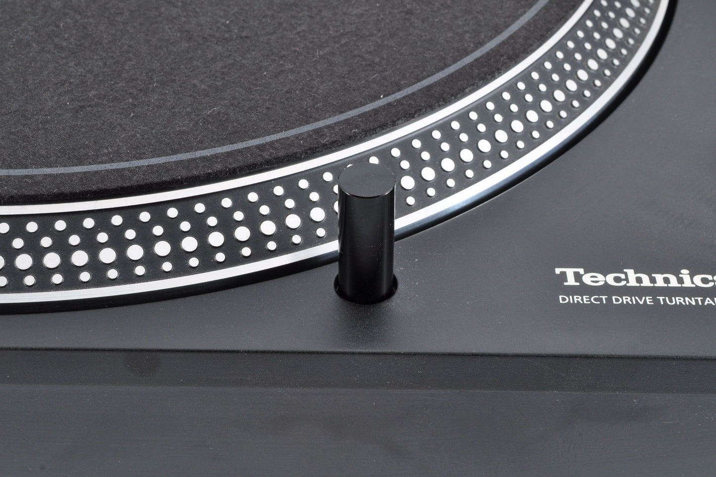 Technics SL-1200MK7 Direct Drive DJ Turntable Record Player w/Dust Cover Used From Japan #GM9GA001316