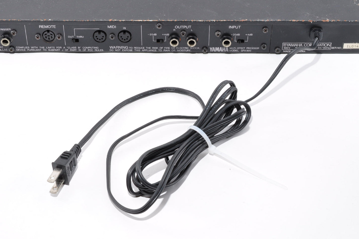 Yamaha SPX900 Professional Multi Effects Sound Processor Made In Japan 1U Rack Used From Japan #IL01438