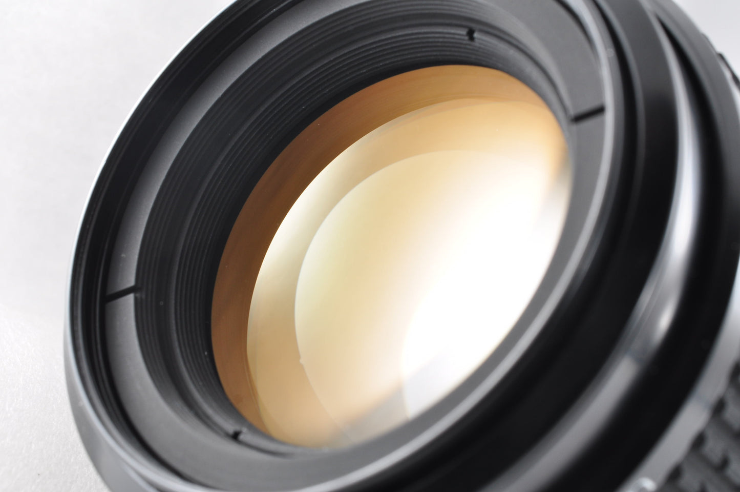 Nikon Ai-S Micro NIKKOR 105mm F2.8 MF Medium telephoto Prime Lens Mint From Japan #258358