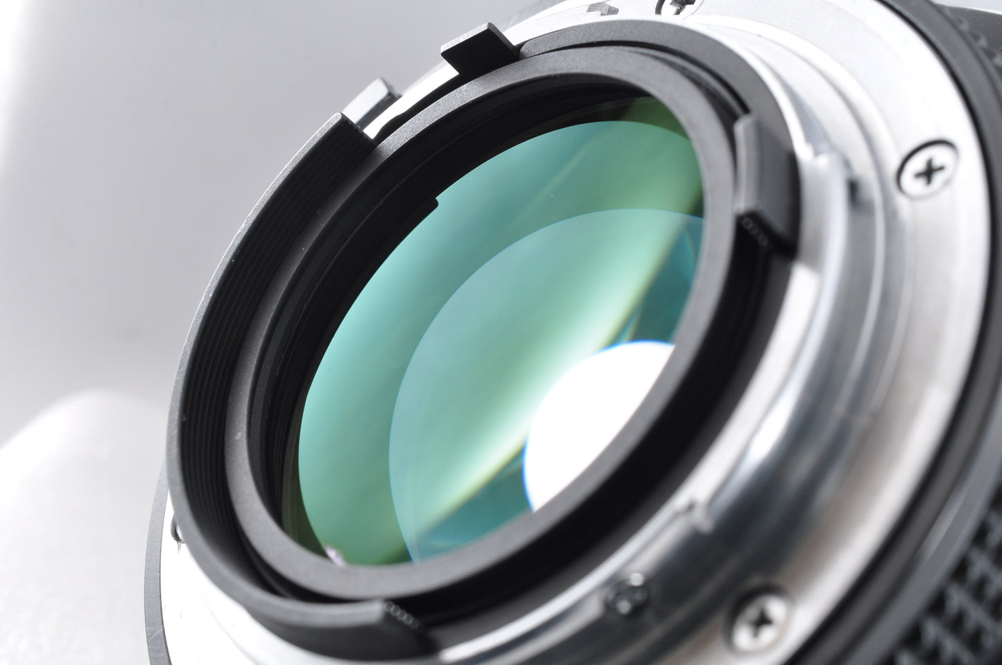 Nikon Ai-s Ais Nikkor 85mm f1.4 SIC Maintained S/N 228308 MF portrait Lens Fm Jp