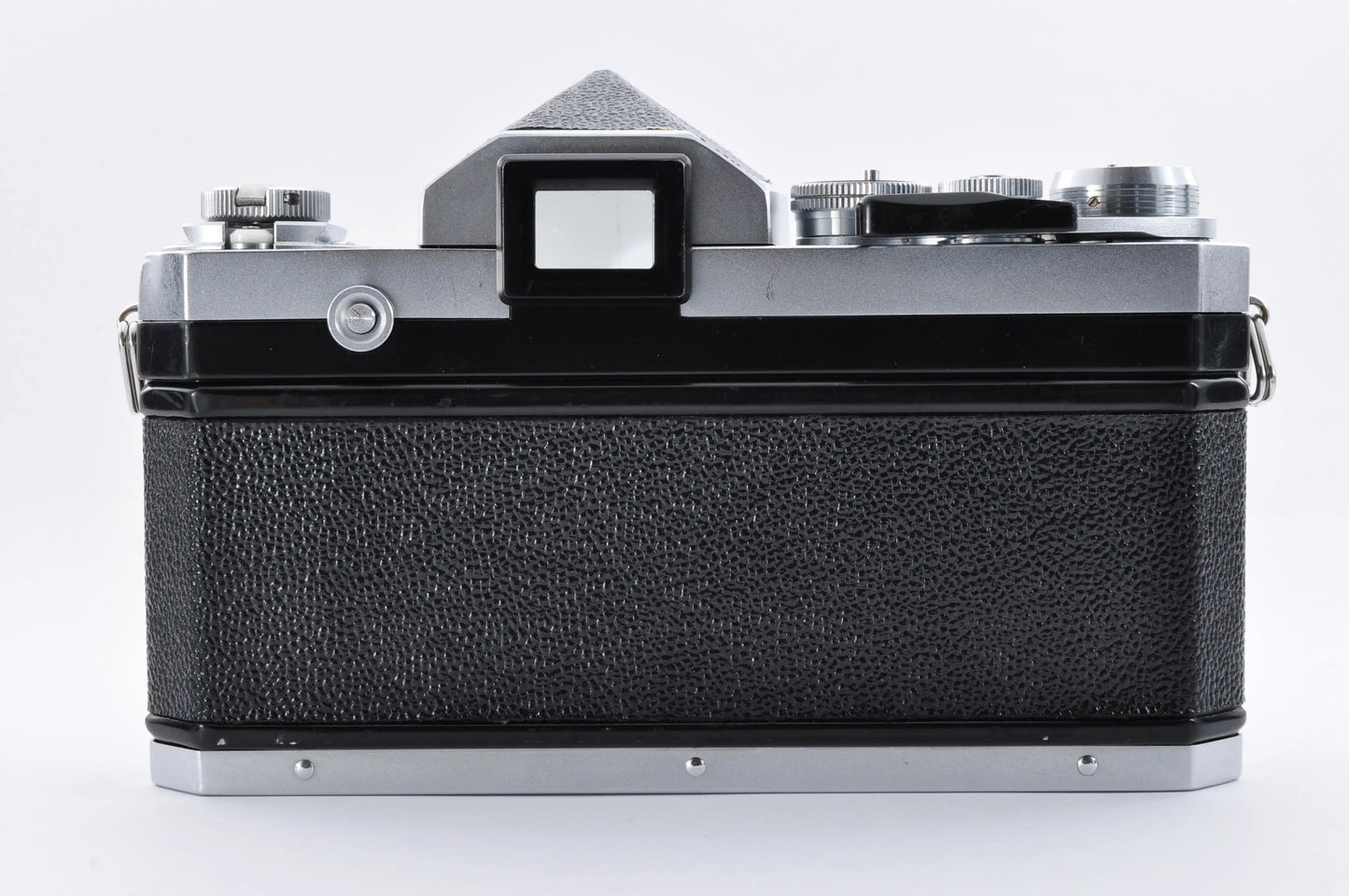 Nikon F Eye Level Silver S/N6401299 Early model Mt Fuji Mark tested w/light meter Model V