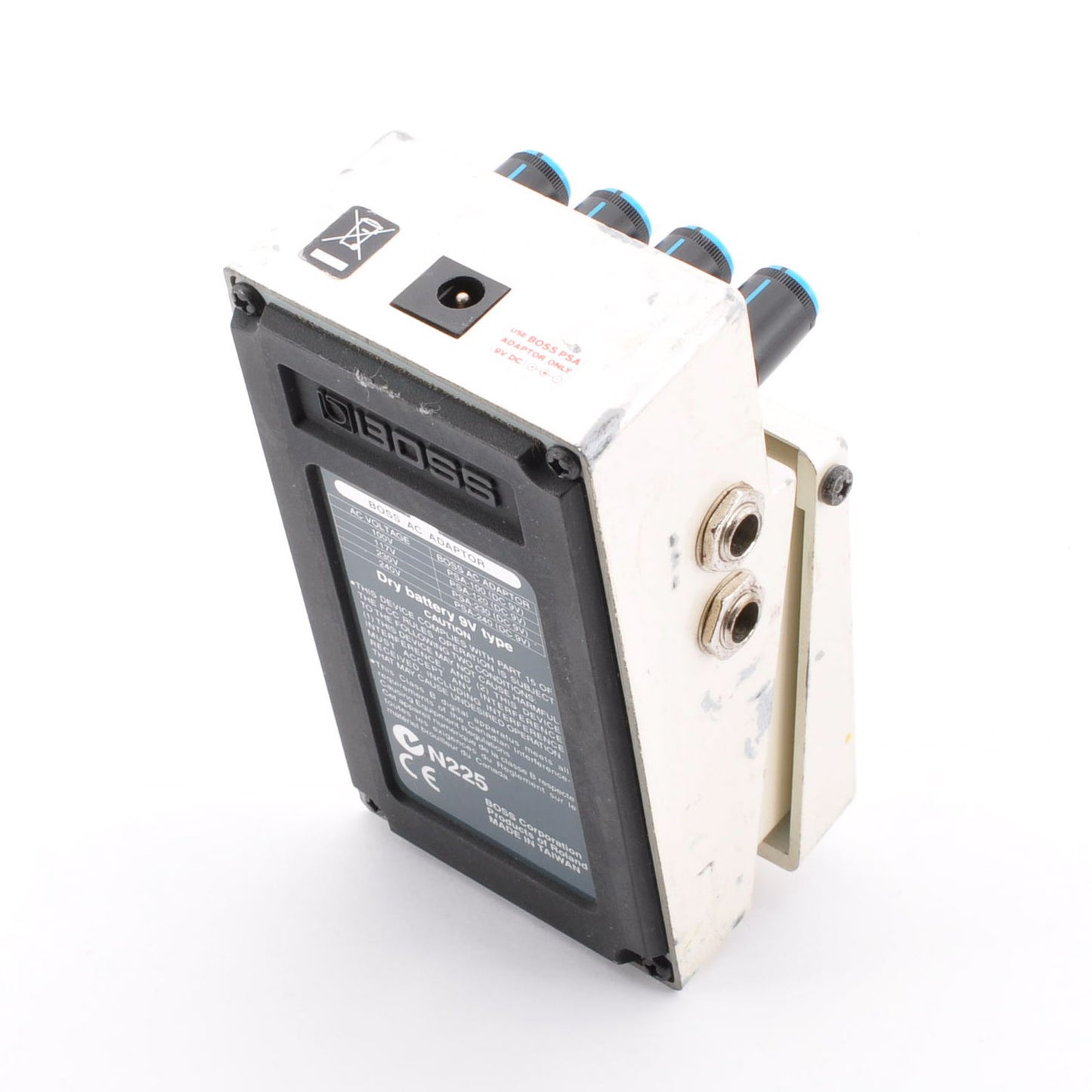 Boss DD-6 Digital Delay Guitar Effects Pedal Stereo Mono Made In Taiwan Used From Japan