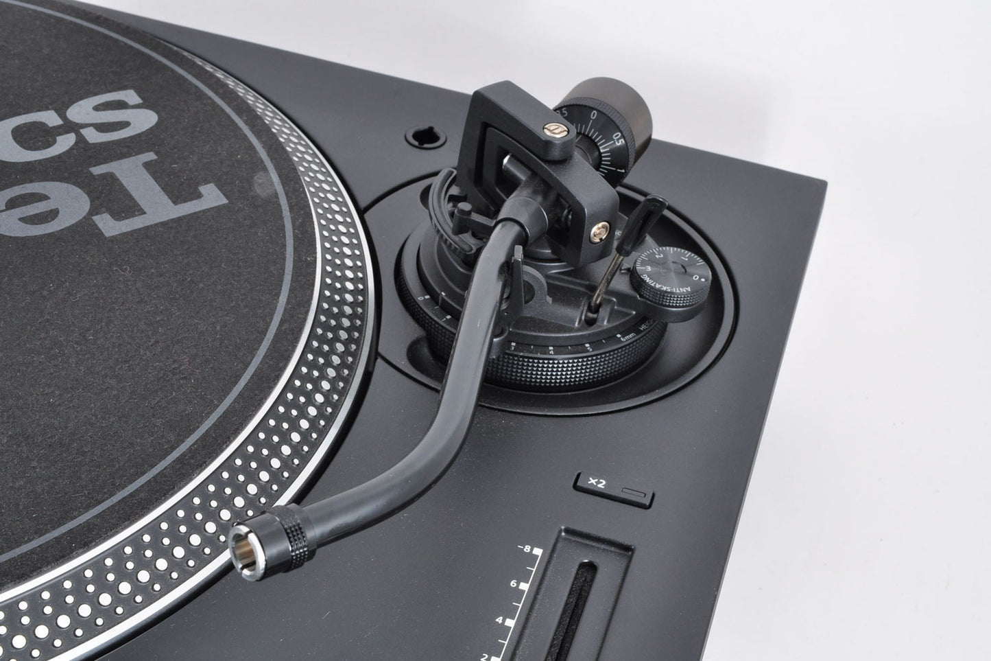 Technics SL-1200MK7 Direct Drive DJ Turntable Record Player w/Dust Cover Used From Japan #GM9GA001316