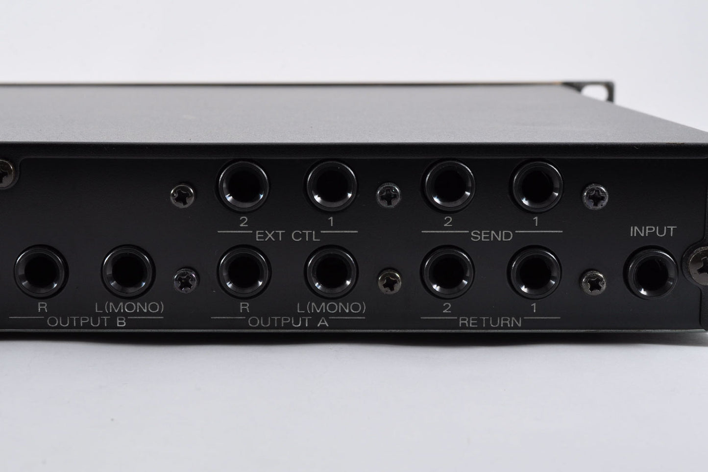 Roland GP-100 Guitar Preamp Processor Multi Effector 1U Rack Mount Made In Japan Used From Japan #ZH74133