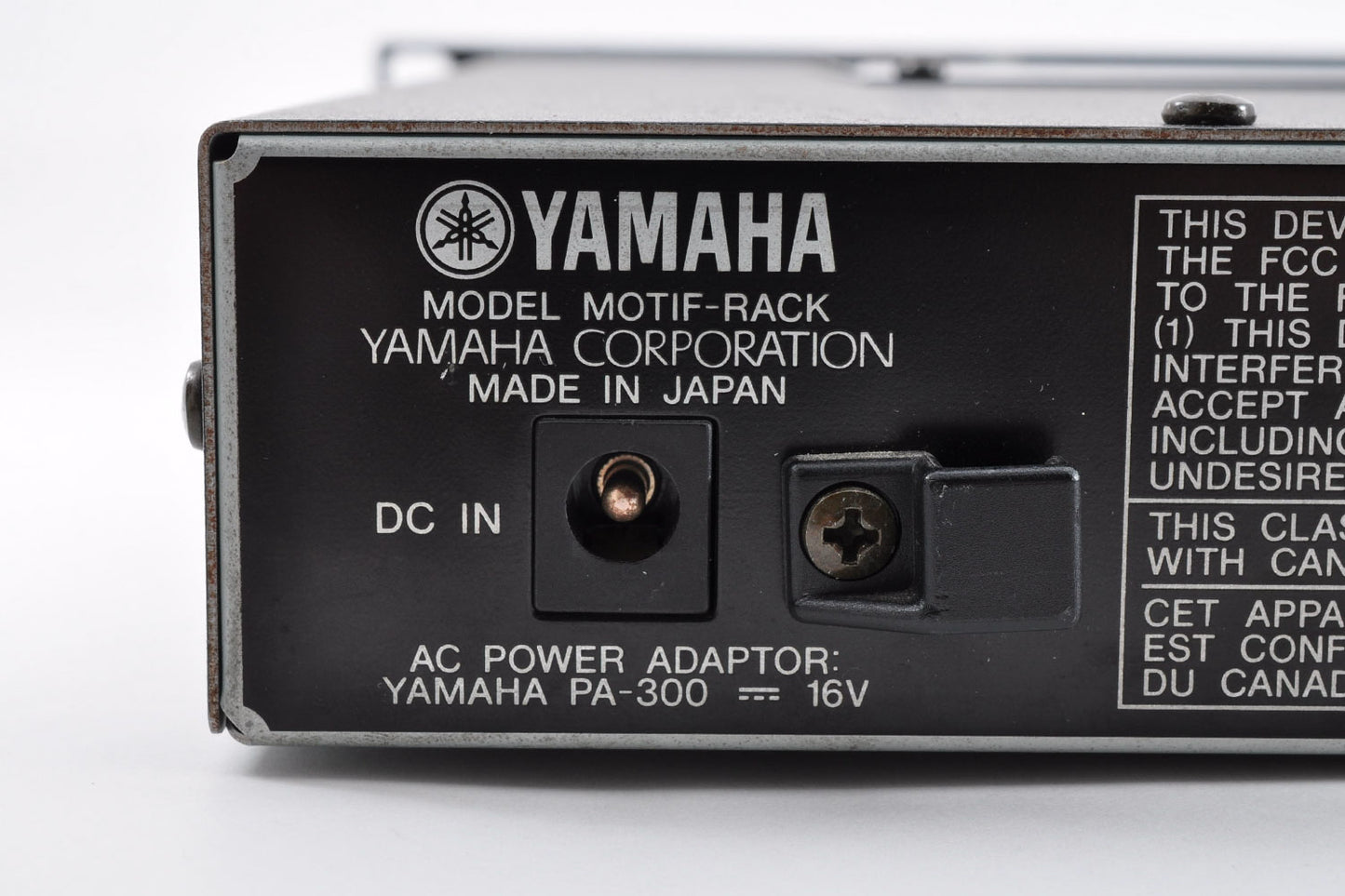 Yamaha MOTIF-RACK Tone Generator Synthesizer 1U Made In Japan w/Adapter Used From Japan #JH01237