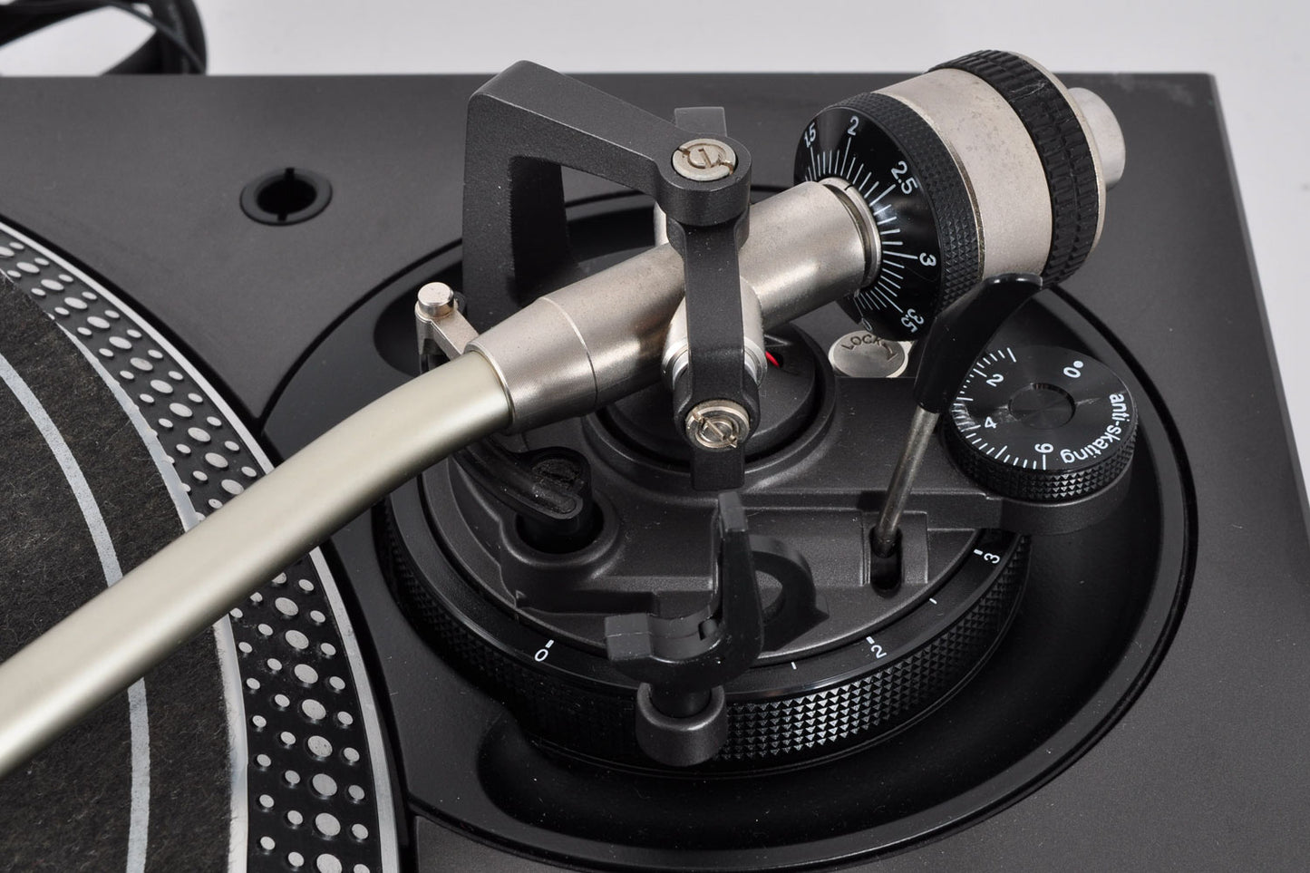 Technics SL-1200MK6 Direct Drive DJ Turntable Record Player w/DustCover & Record Needle Cartridge Used From Japan #GE9KC001221