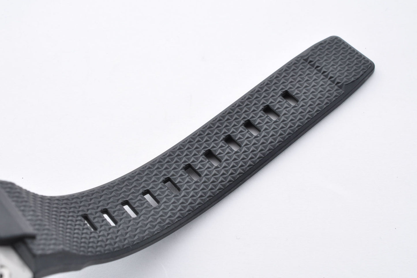 Casio G-SHOCK GST-B400-1AJF G-STEEL Carbon Core Guard Bluetooth 5657 Used From Japan