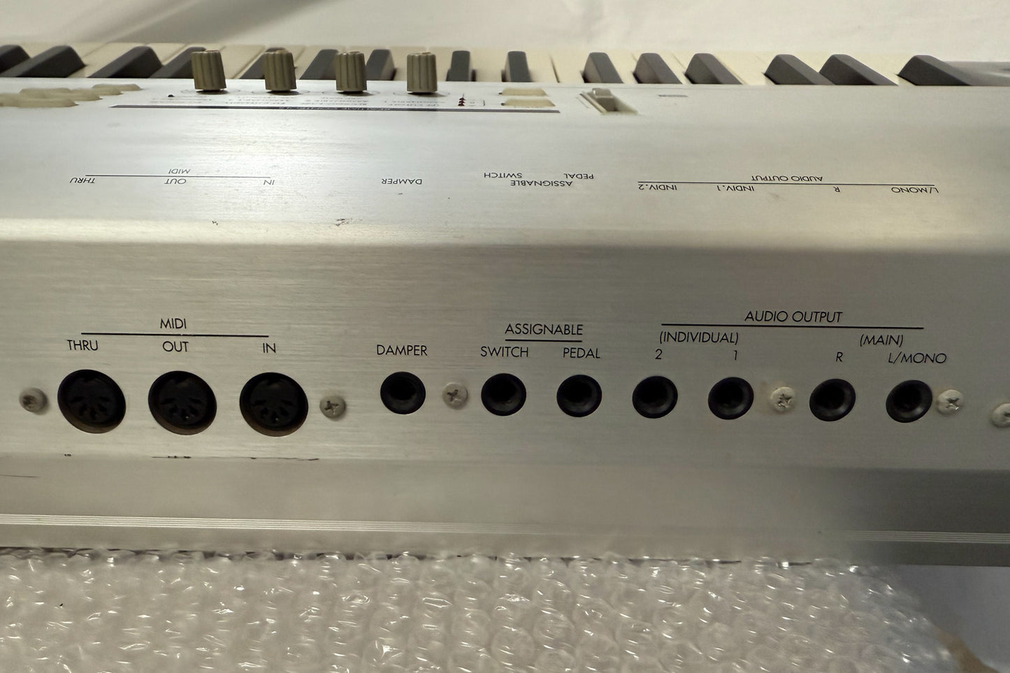 Korg TRITON Le 88 Music Workstation Keyboard w/Adapter Memory Card Used From Japan #1640