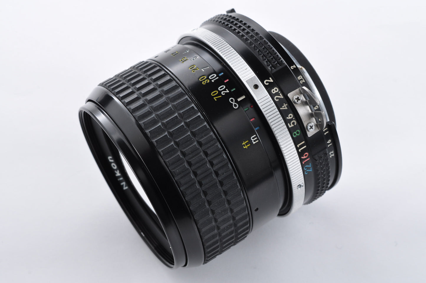 Nikon Ai Nikkor 85mm f/2 Maintained MF Portrait Prime Lens w/Hood From Japan #252412