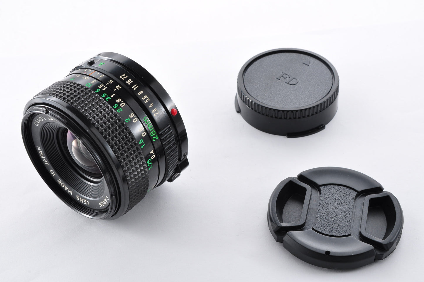 Canon New FD NFD 28mm f2.8 Maintained MF Wide Angle Prime Lens From Japan #751648