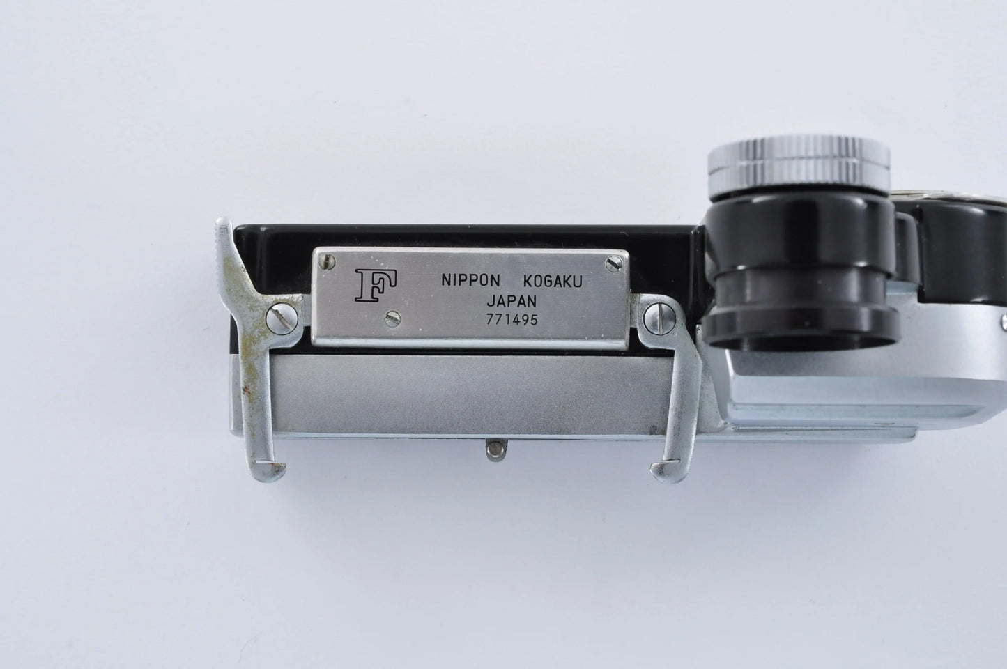 Nikon F Eye Level Silver S/N6401299 Early model Mt Fuji Mark tested w/light meter Model V