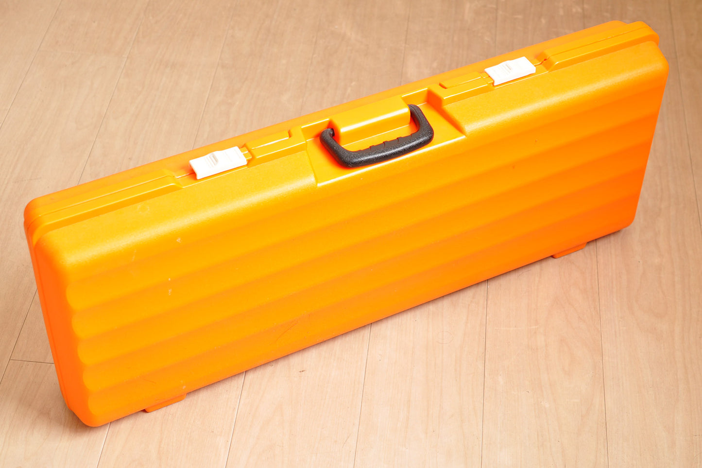 Korg MICRO X Synthesizer White Model w/Hardcase & USBcable Used From Japan #1928