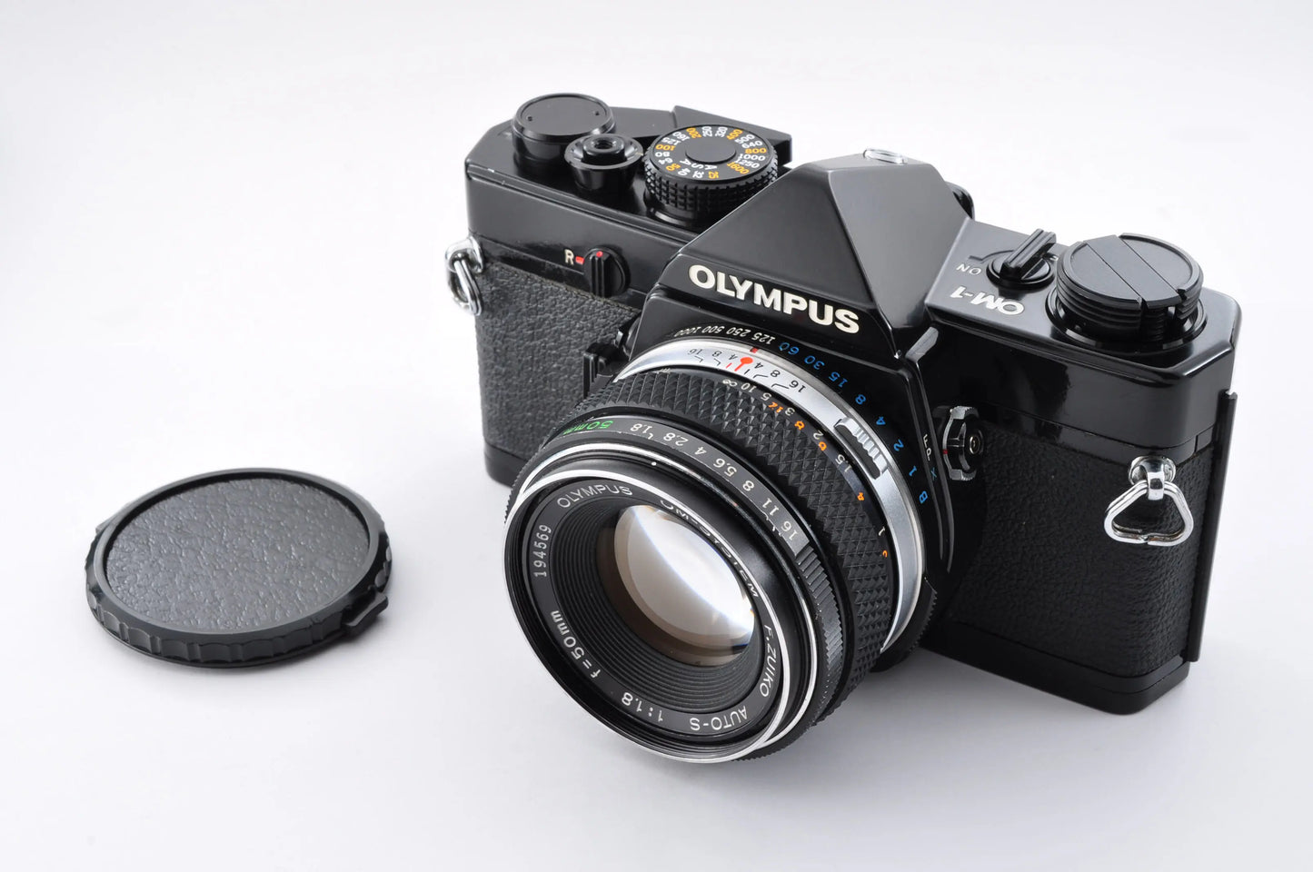 Olympus OM-1 Black 35mm SLR Film Camera F.ZUIKO AUTO-S 50mm F1.8 Near mint From Japan #804370