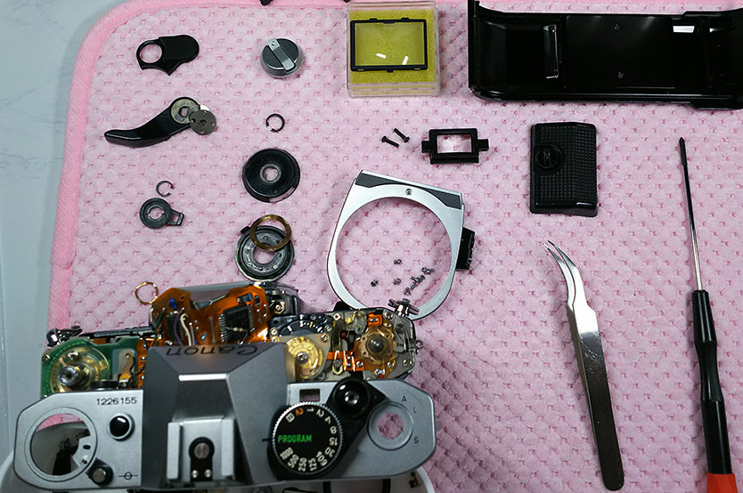 Canon AE-1 Program Silver Maintained SLR 35mm Film Camera NFD 50mm f1.4 From Japan #1226155