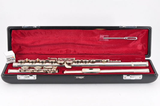 amaha YFL-211 Flute Silver w/Hardcase Made in Japan Used From Japan #036737