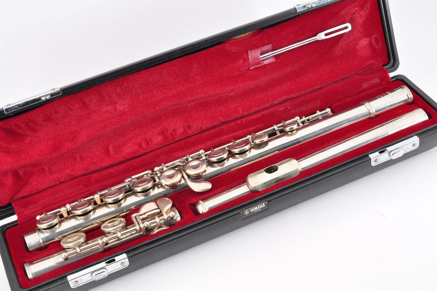 amaha YFL-211 Flute Silver w/Hardcase Made in Japan Used From Japan #036737