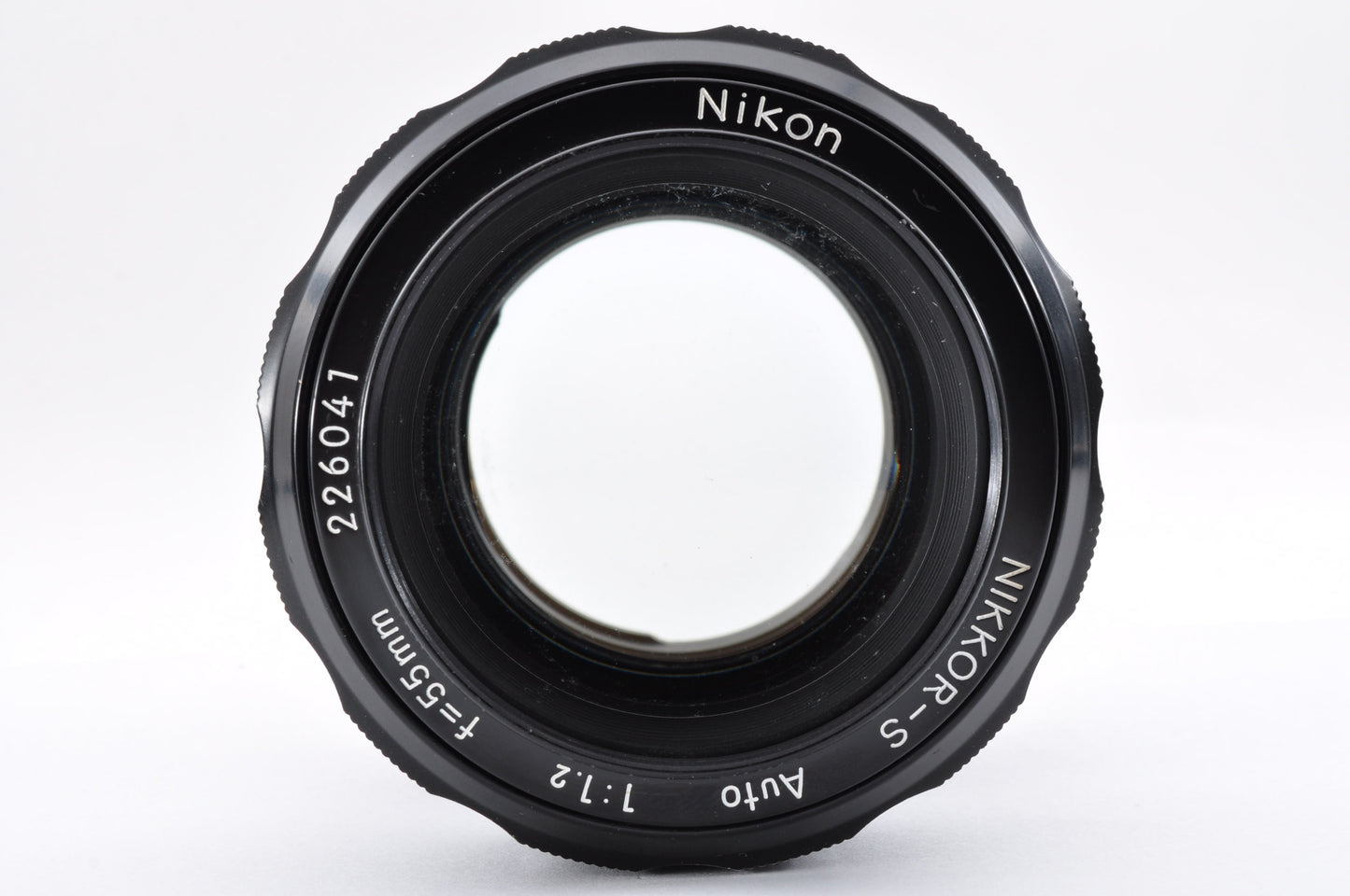 Nikon Nikkor-S Auto 55mm f1.2 Non-Ai MF Prime Camera Lens tested #226041