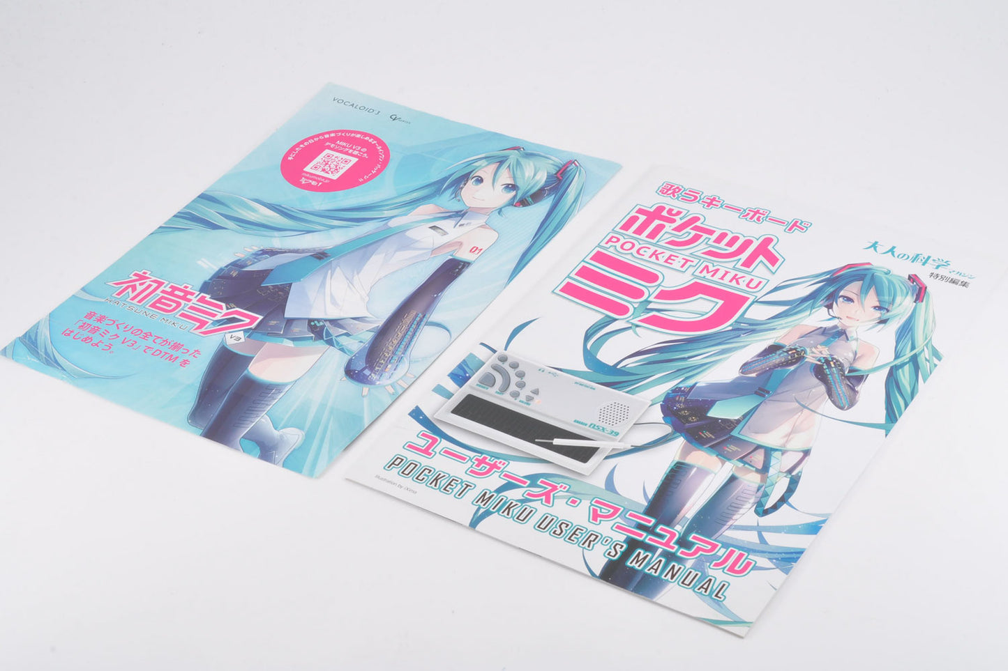 New Pocket Miku Singing Keyboard Hatsune Miku NSX39 Yamaha Vocaloid Gakken From Japan