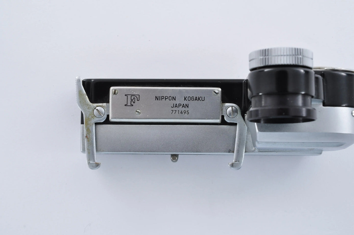 Nikon F Eye Level Silver S/N6401299 Mt Fuji Mark tested w/light meter Model V