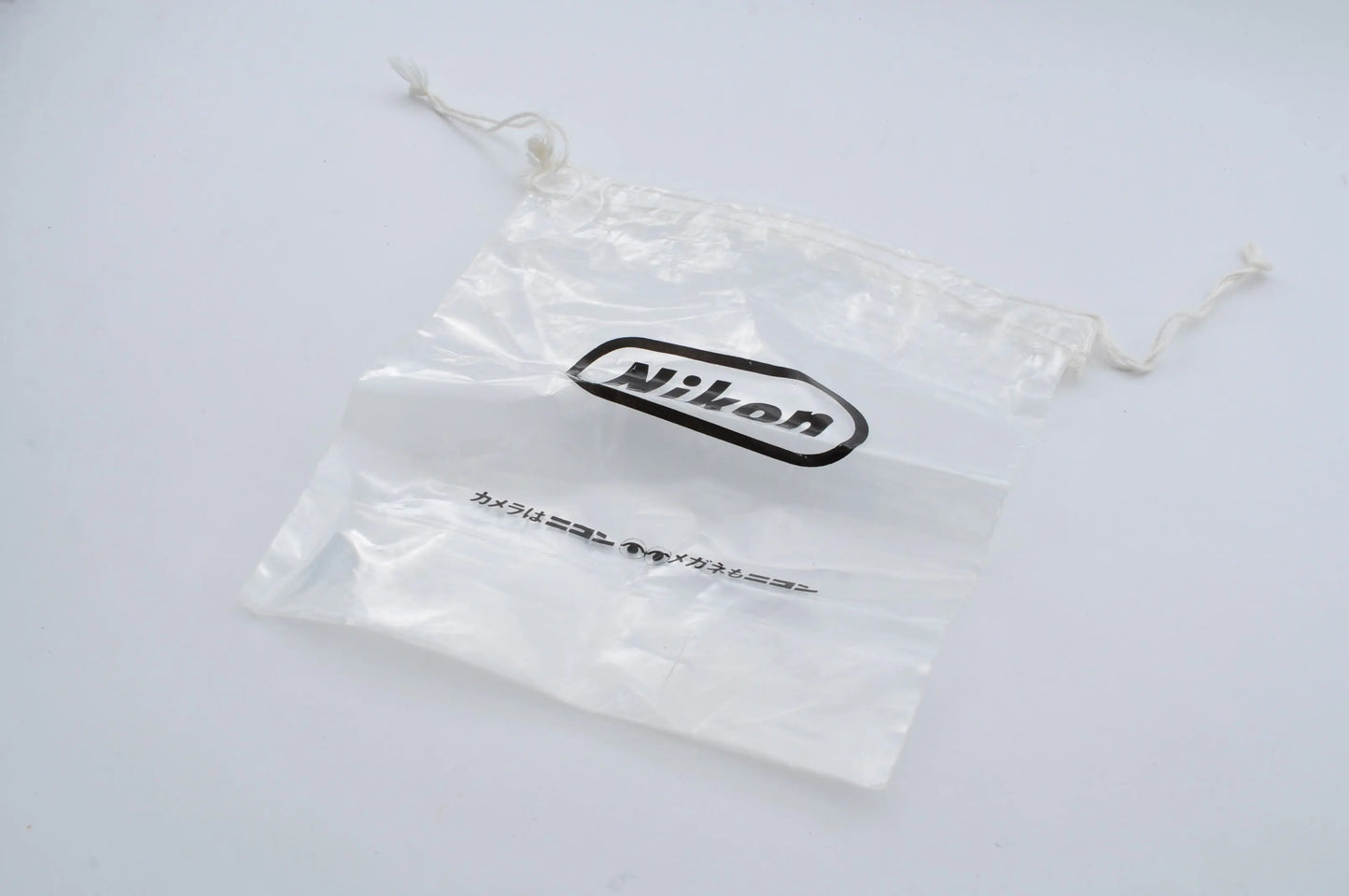 Nikon F Eye Level Silver S/N6401299 Mt Fuji Mark tested w/light meter Model V